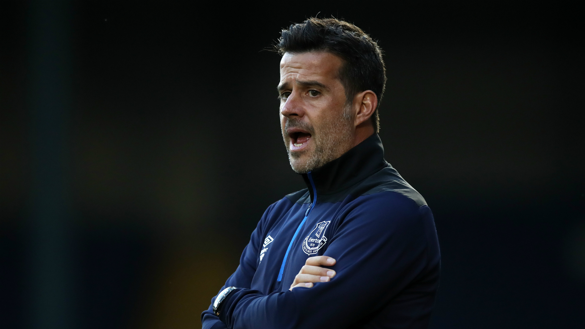 仍保持着高 仍保持着高