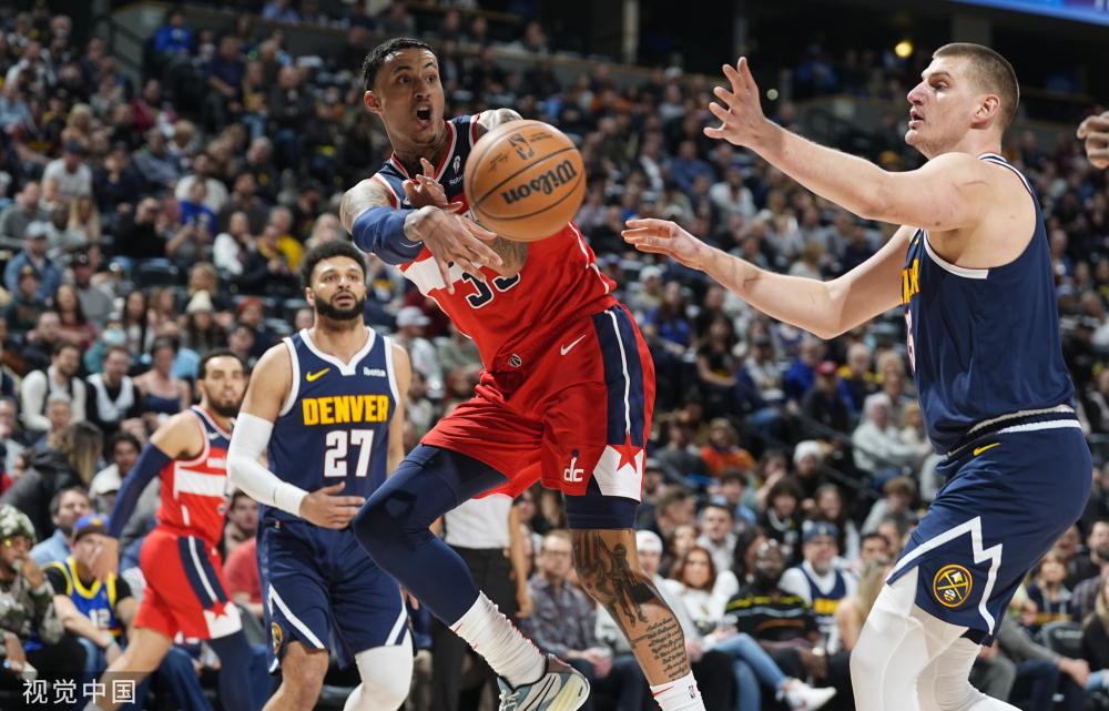 在进攻端 在进攻端