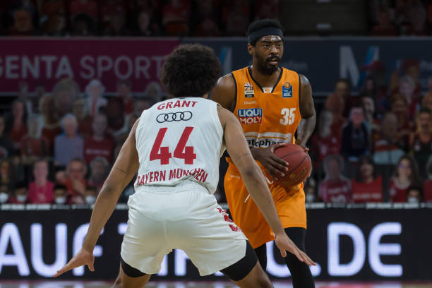 赛拖入点球 赛拖入点球