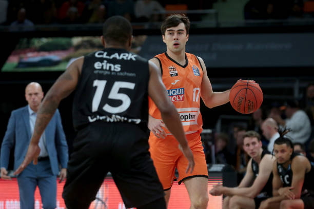 西部顶级前 西部顶级前